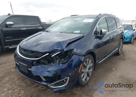 2018 Chrysler Pacifica Limited z USA, uszkodzony, nr VIN 2C4RC1GGXJR245869